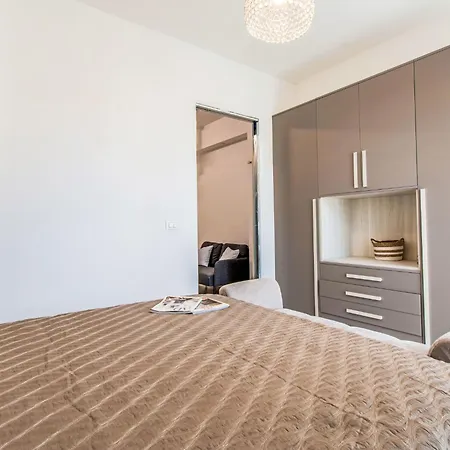 Appartement Acquamarina By Interhome *